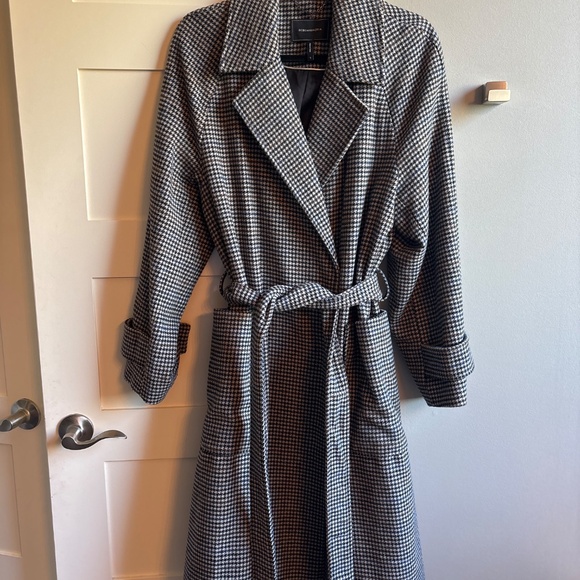 BCBG Max Azria large houndstooth plaid wrap, winter coat, brown black blue - Picture 8 of 10